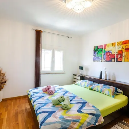 Lino Apartment *