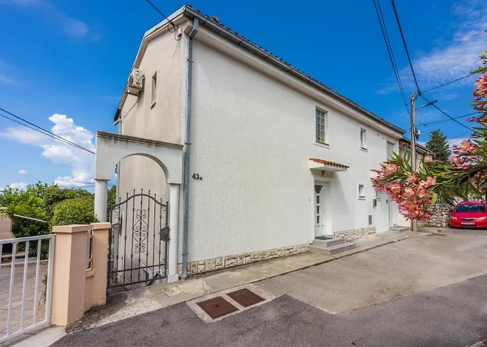 Apartment Lino Selce